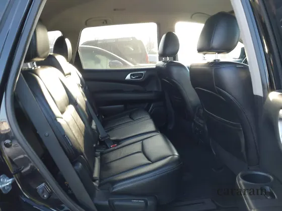 2019 Nissan Pathfinder SL