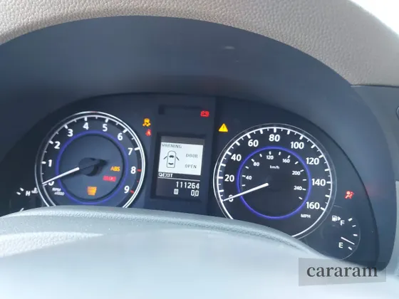 2015 Infiniti Q40