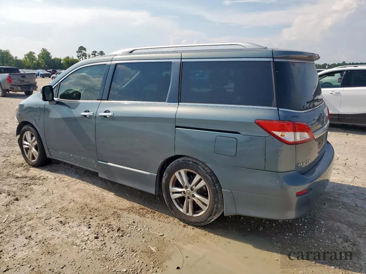 2013 Nissan Quest SL