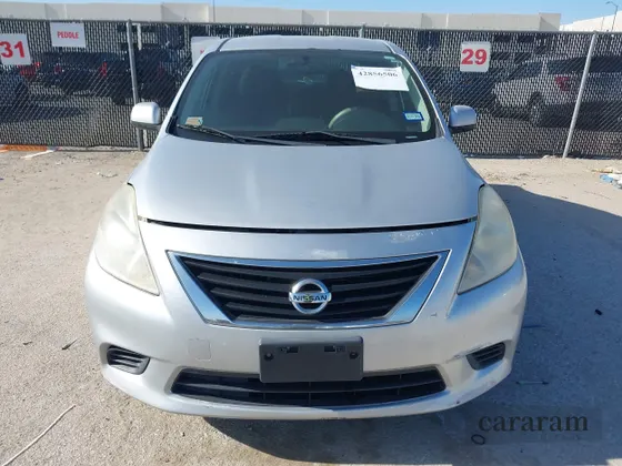 2013 Nissan Versa S