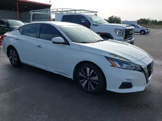2021 Nissan Altima SV