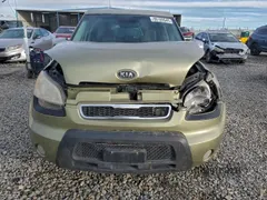 2010 Kia Soul +