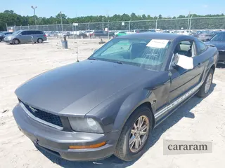 2007 Ford Mustang Deluxe