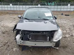 2019 Nissan Versa SV