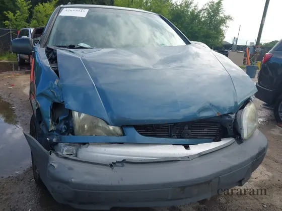 2003 Toyota Sienna CE