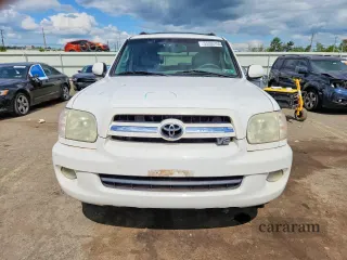 2005 Toyota Sequoia SR5