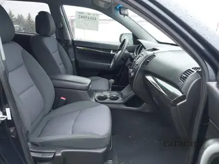 2012 Kia Sorento LX