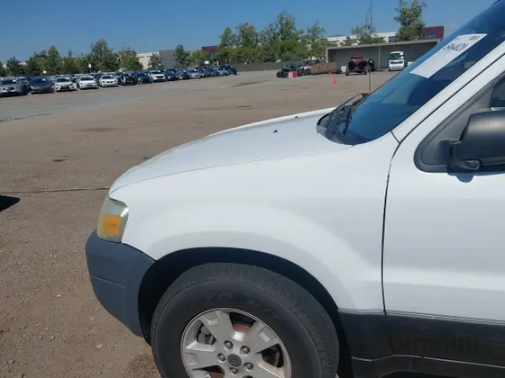 2005 Ford Escape XLT