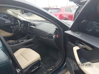 2017 Jaguar F-Pace 35t Premium