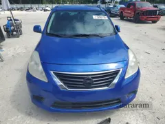 2014 Nissan Versa SV