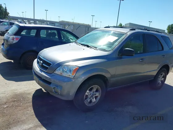 2005 Kia Sorento LX