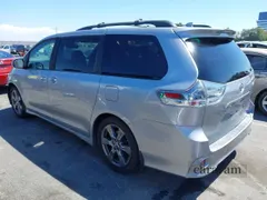 2018 Toyota Sienna SE