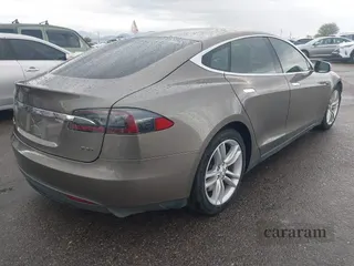 2015 Tesla Model S 85D