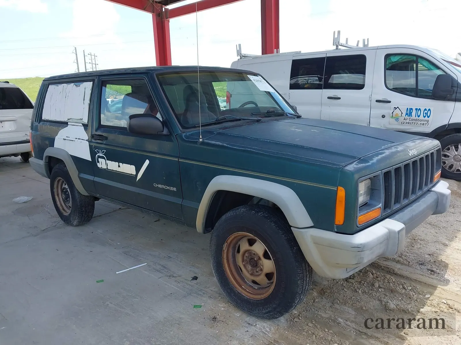 2000 Jeep Cherokee SE