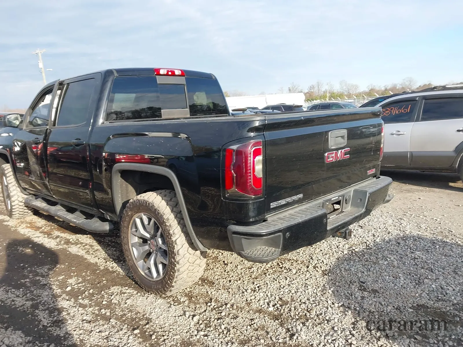 2017 GMC Sierra 1500 SLT