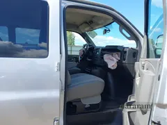 2018 Chevrolet Express Passenger LT