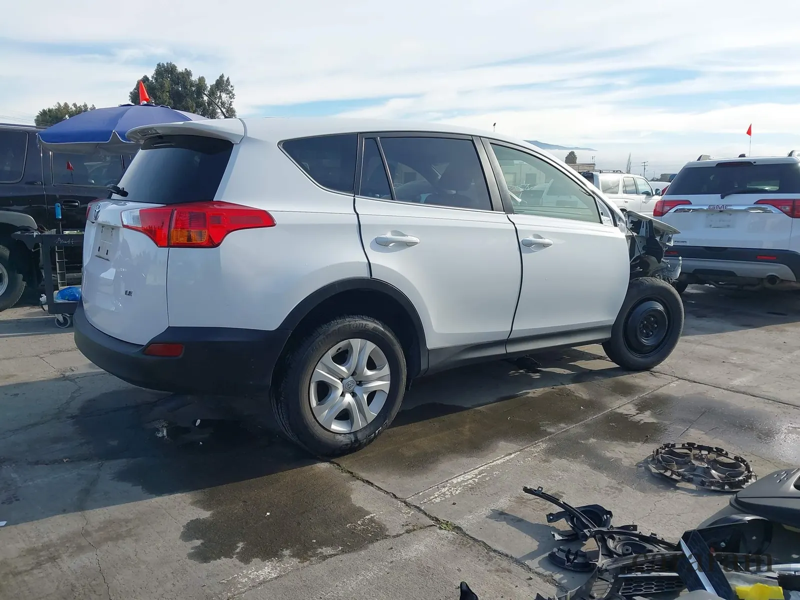 2015 Toyota RAV4 LE