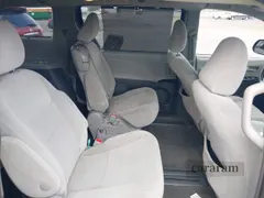 2017 Toyota Sienna LE