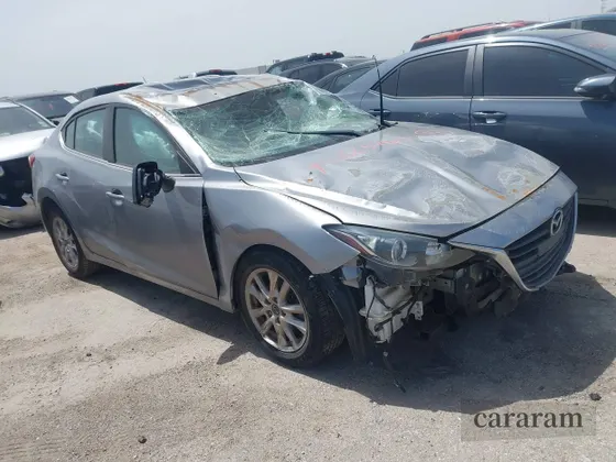 2015 Mazda 3 i Grand Touring