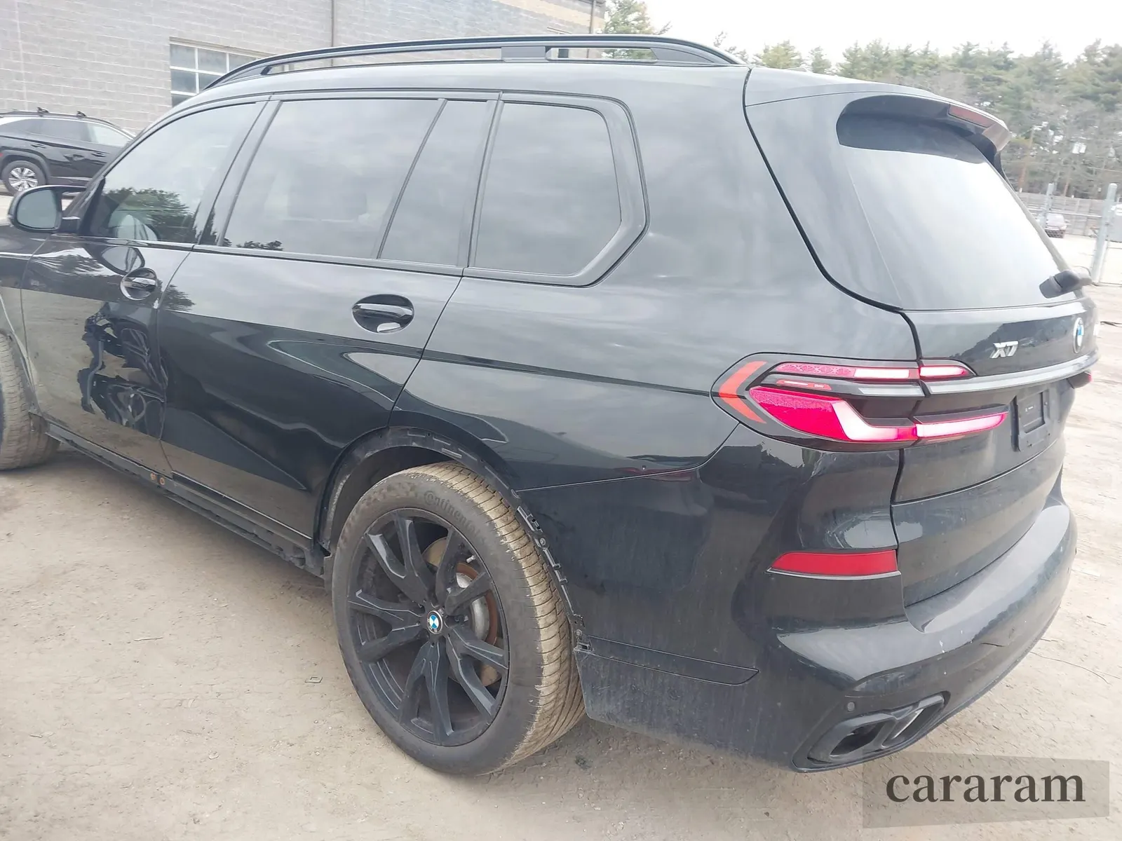 2024 BMW X7 M60i