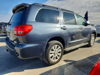 2010 Toyota Sequoia Platinum
