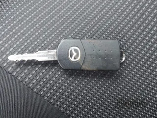 2013 Mazda 3 i SV