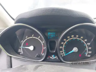 2015 Ford Fiesta SE