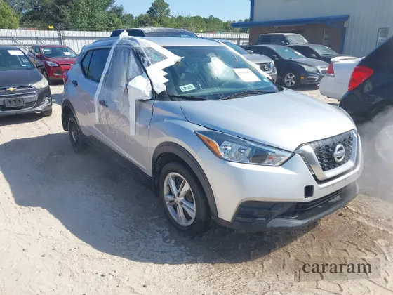 2019 Nissan Kicks SV