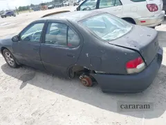 1999 Nissan Altima XE