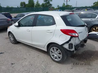 2014 Mazda 2 Sport