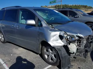 2011 Toyota Sienna LE