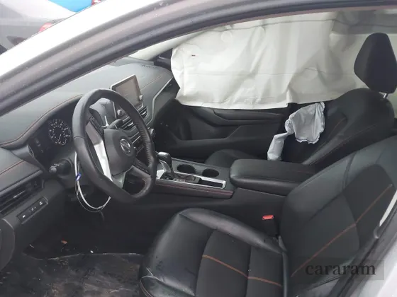 2021 Nissan Altima SR