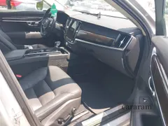 2018 Volvo S90 Momentum