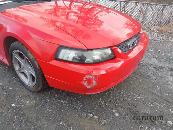 2004 Ford Mustang Deluxe
