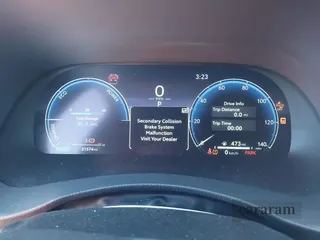 2023 Toyota Highlander Hybrid Platinum