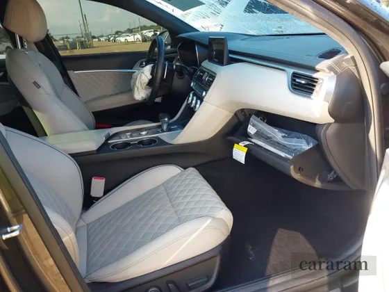2023 Genesis G70