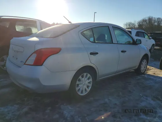 2012 Nissan Versa SV
