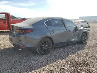2022 Mazda 3 Carbon Edition