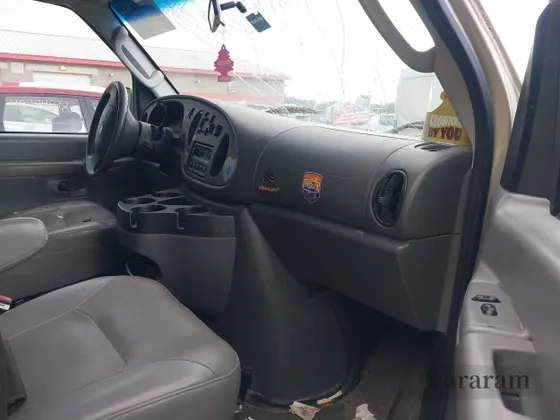 2006 Ford Econoline Passenger XL