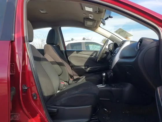 2016 Nissan Versa S Plus