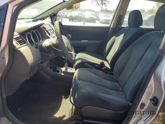 2011 Nissan Versa S