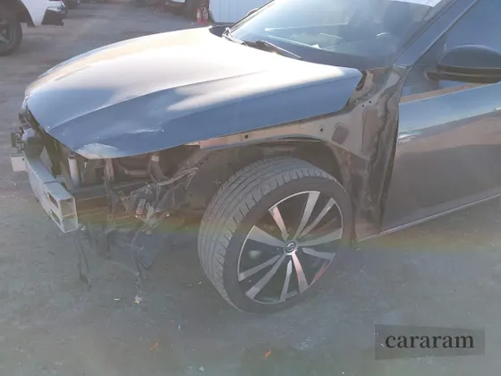 2020 Nissan Altima SR