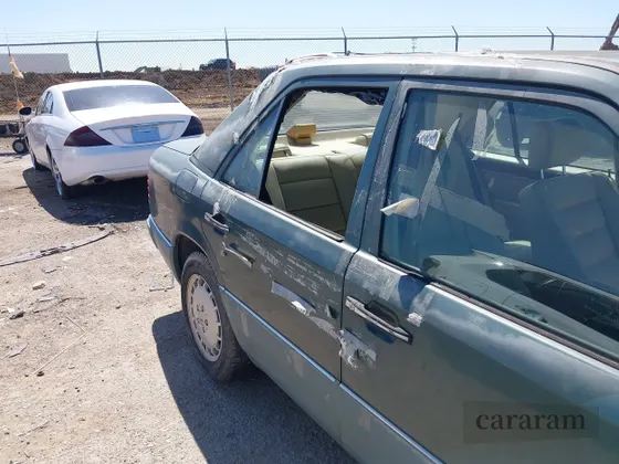 1992 Mercedes-Benz 400 E