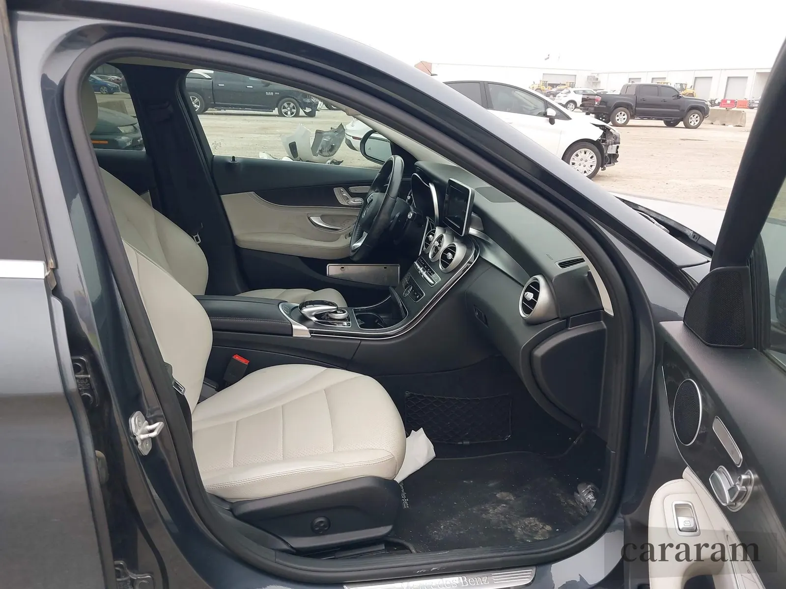 2016 Mercedes-Benz C 300 Luxury