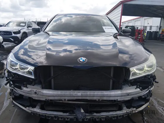 2016 BMW 7 Series 750i xDrive