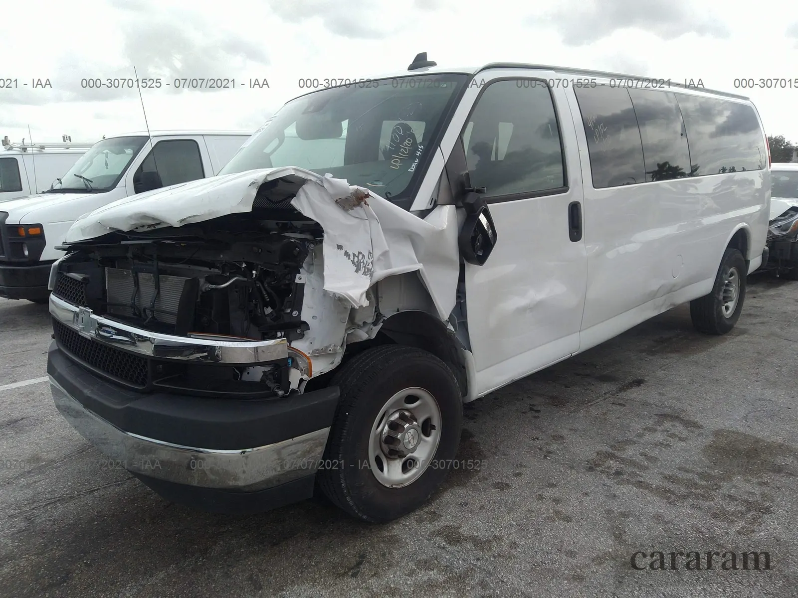 2019 Chevrolet Express Passenger LT