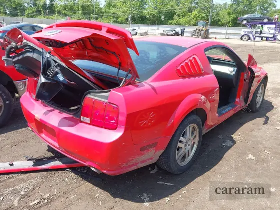 2006 Ford Mustang GT Deluxe