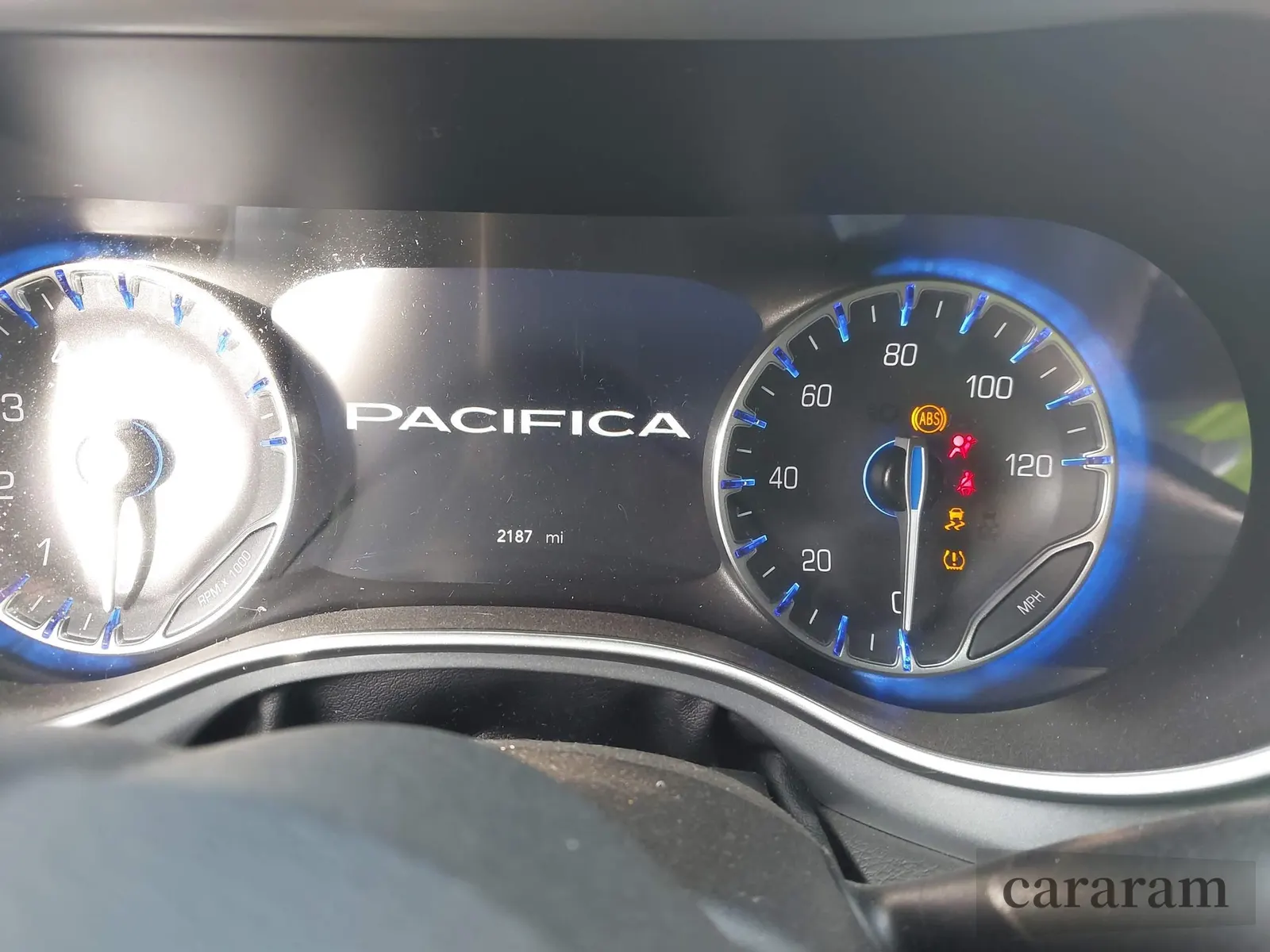2024 Chrysler Pacifica Touring