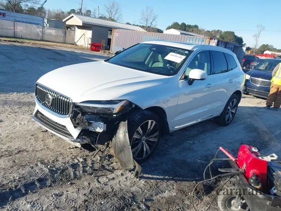 2023 Volvo XC60 Ultimate Bright Theme