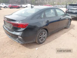 2022 Kia Forte FE